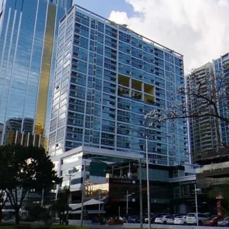 Fully equipped kitchen with granite countertops and breakfast bar PH BICSA Panama