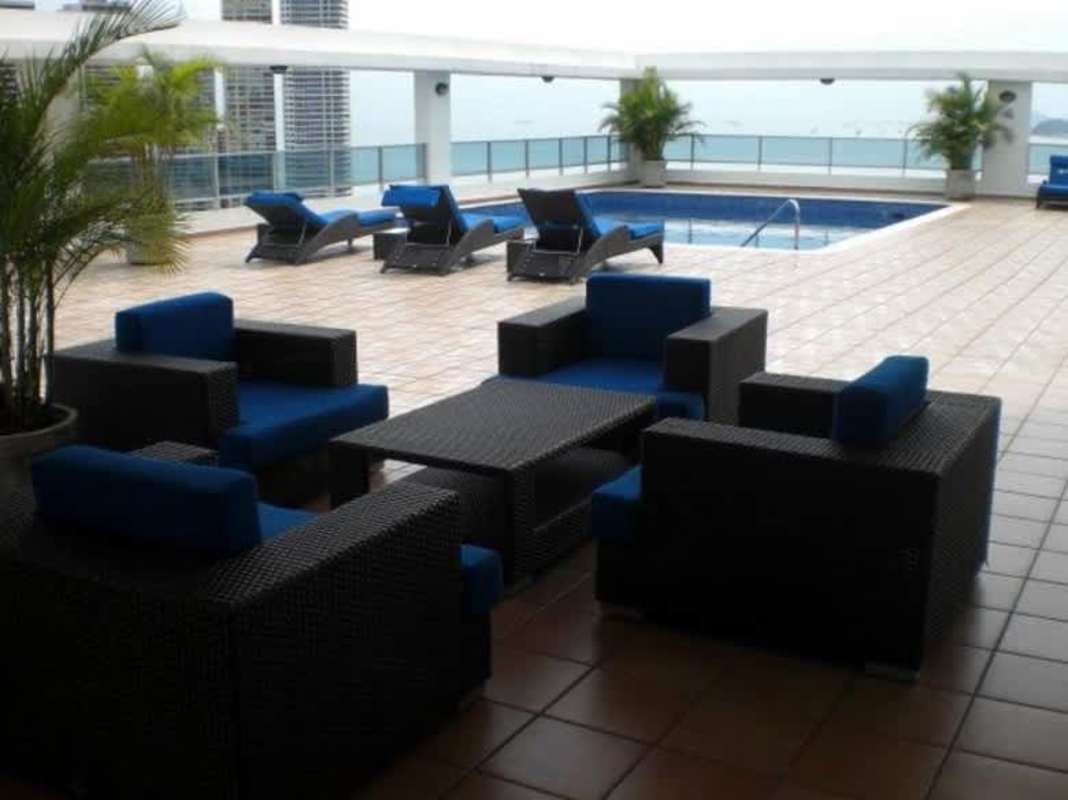 Infinity pool with skyline and sea views at PH BICSA Financial Center