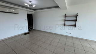 Apartment for Rent in Clayton - 3 bedrooms