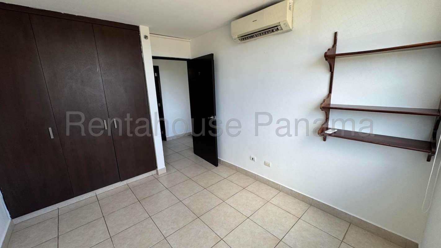 Kitchen with granite countertops, appliances and window at PH Clayton Park Tower for rent in Clayton Panama