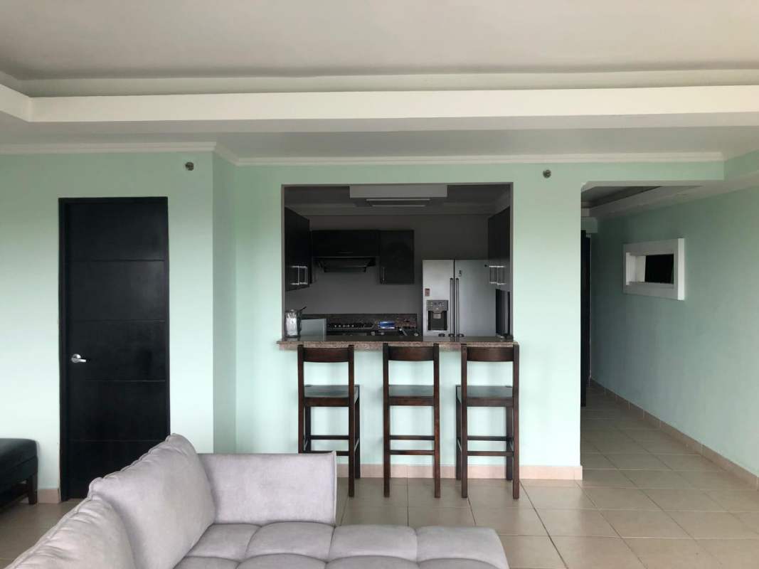 Dining area with garden and forest views PH Clayton Park Clayton Panama