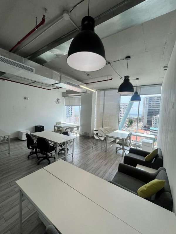 Bright commercial workspace with wide city views at PH Office 77 Panama City