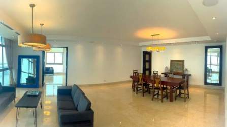 Spectacular infinity pool overlooking Pacific Ocean and Panama City skyline at PH Ocean House Costa del Este