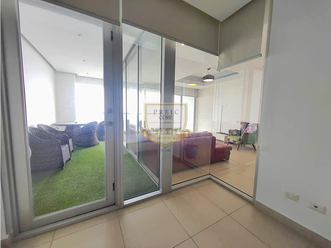 Balcony with panoramic views of Panama City skyline and ocean at BICSA Tower