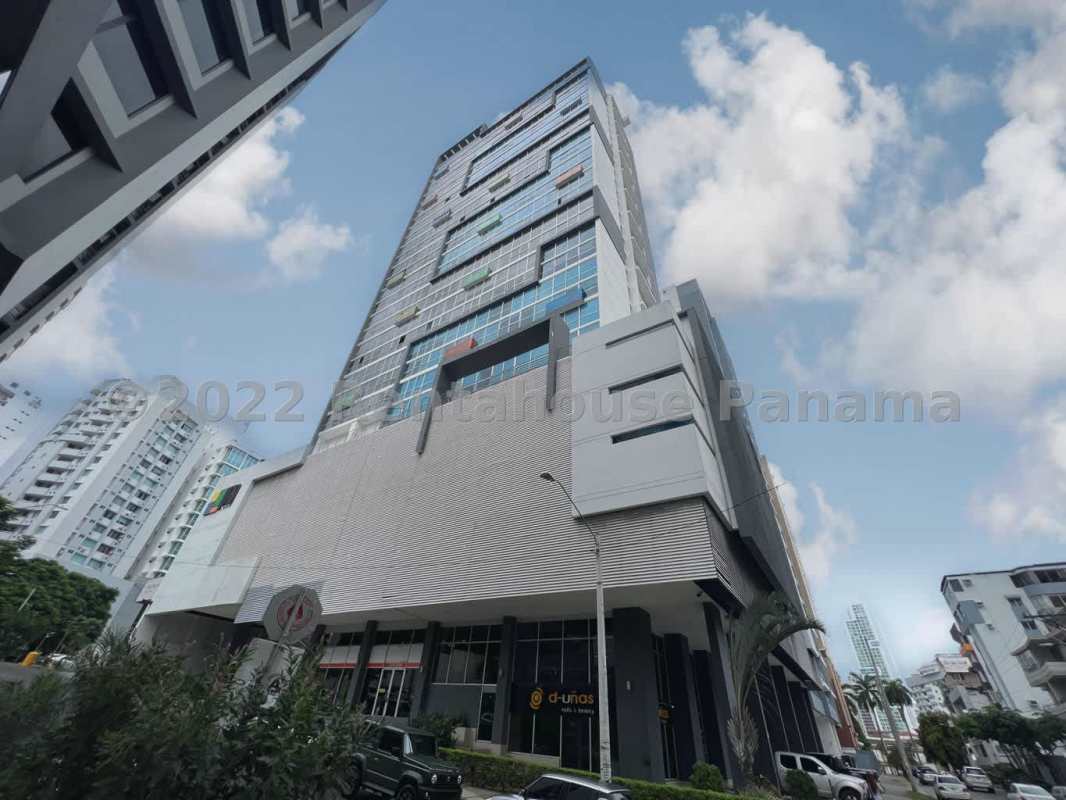 Modern high-rise PH Vitro Loft facade with commercial spaces El Cangrejo Panama City