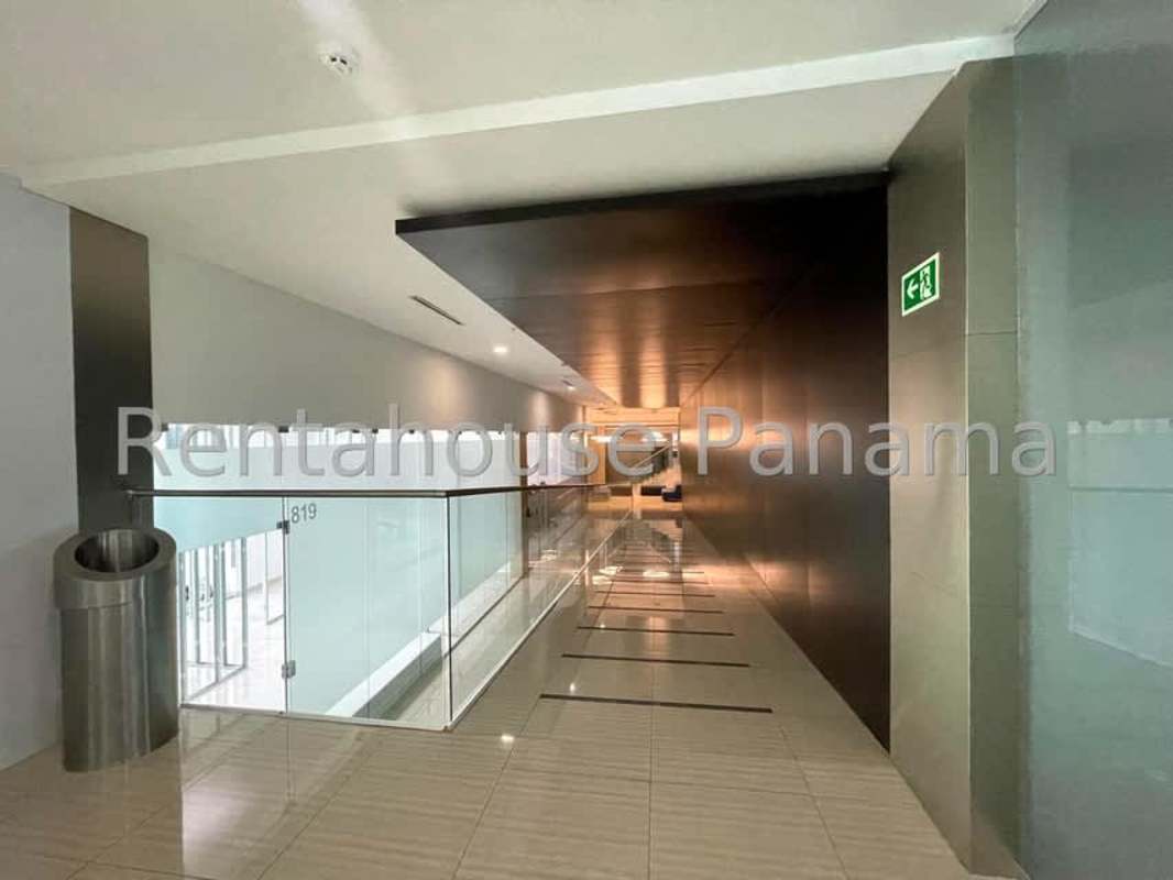 Open office layout with suspended ceiling and AC at Avenida Balboa Panama City