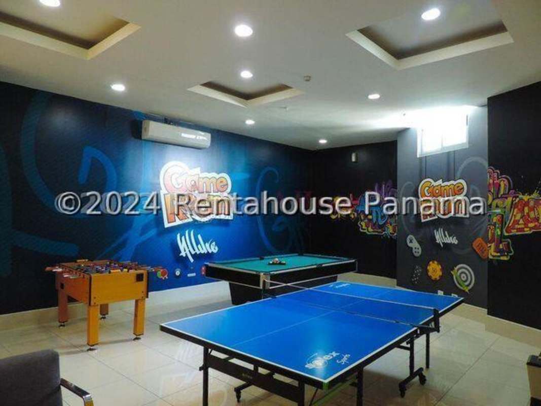 Games room with ping pong, pool table, graffiti mural at PH SRC Tower Bella Vista