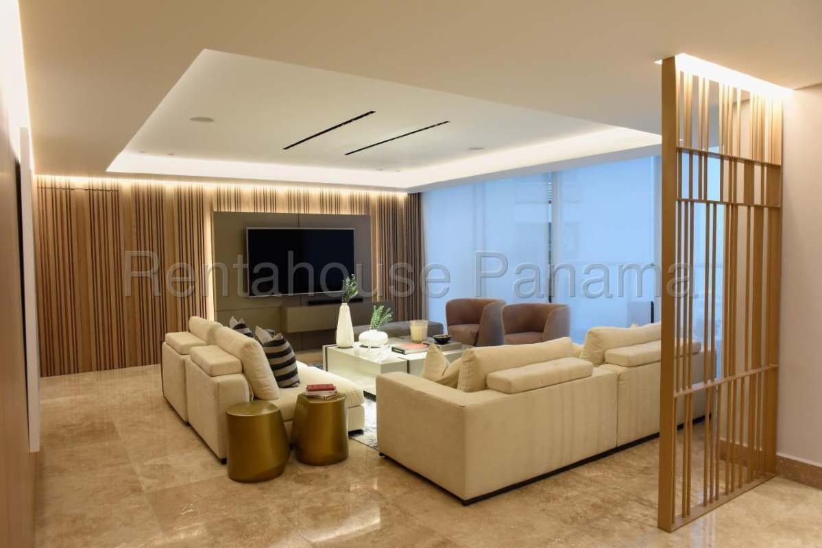 Gourmet kitchen with granite counters marble floors PH Pacific Point Panama