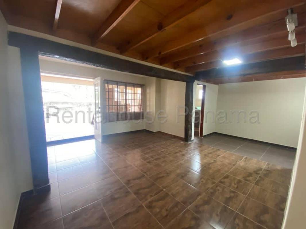 Spacious kitchen with overhead cabinets, ceiling fan, tiled floor Quintas de Monticello Brisas del Golf Panama