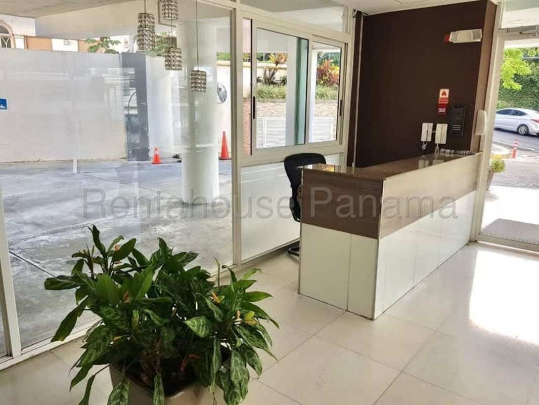 Bright living and dining area with access to large terrace PH Pacific Sea San Francisco Panama City