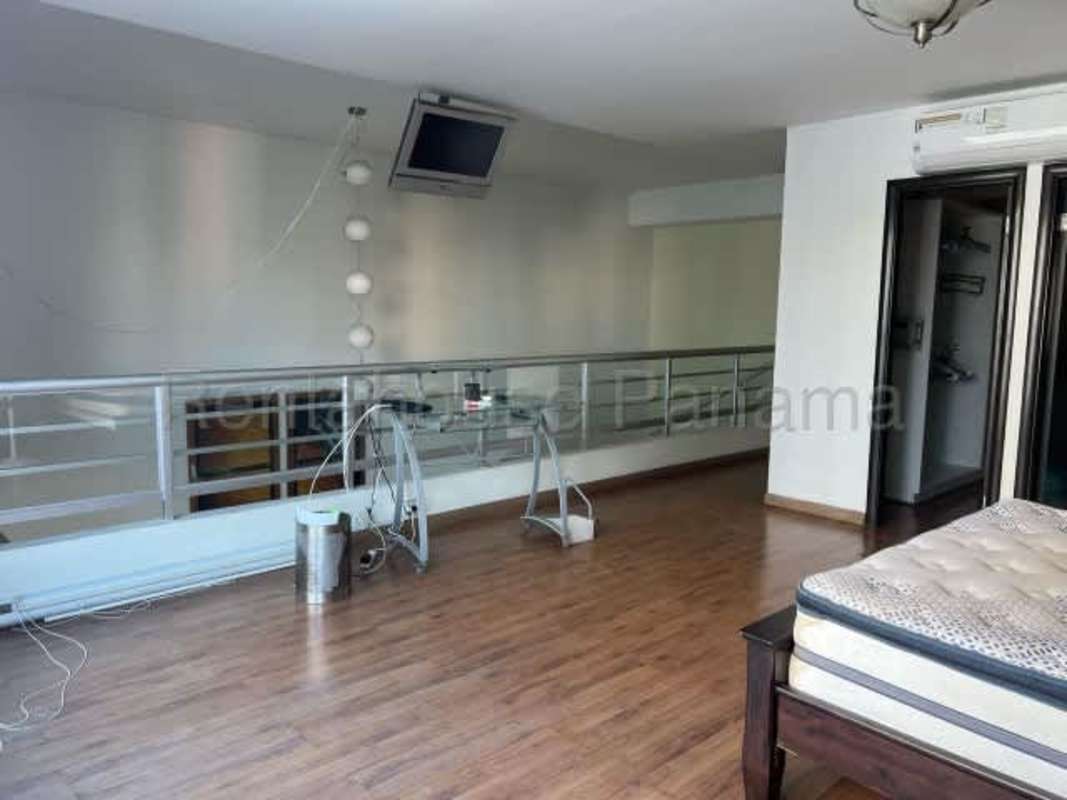 Luxury Loft with Ocean Views PH BICSA Avenida Balboa