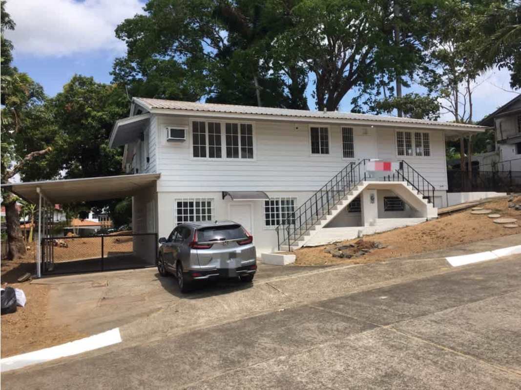 Spacious private garden with fence mature trees yard Los Ríos Clayton Panama