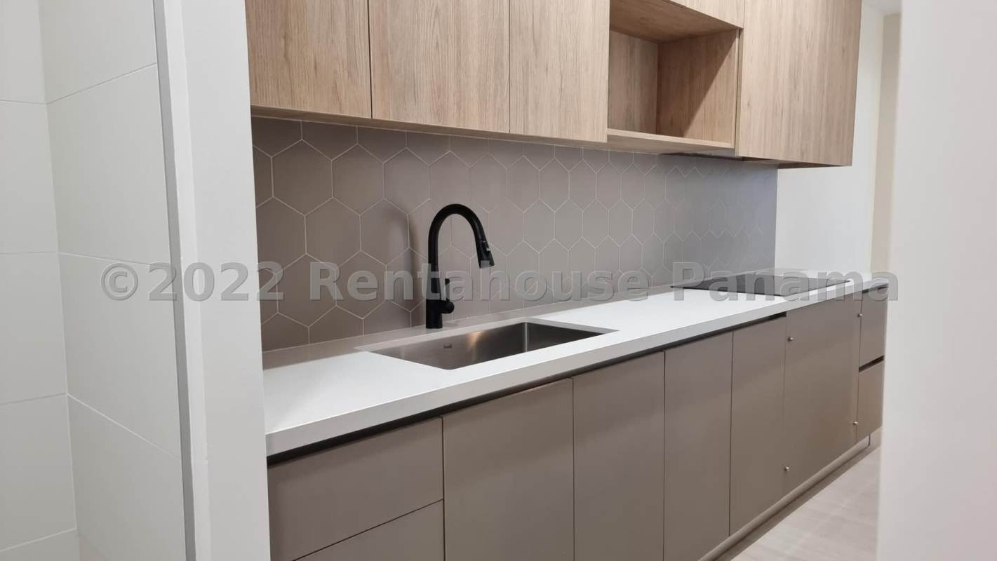 Contemporary bathroom with glass shower PH Nogal Costa del Este Panama City