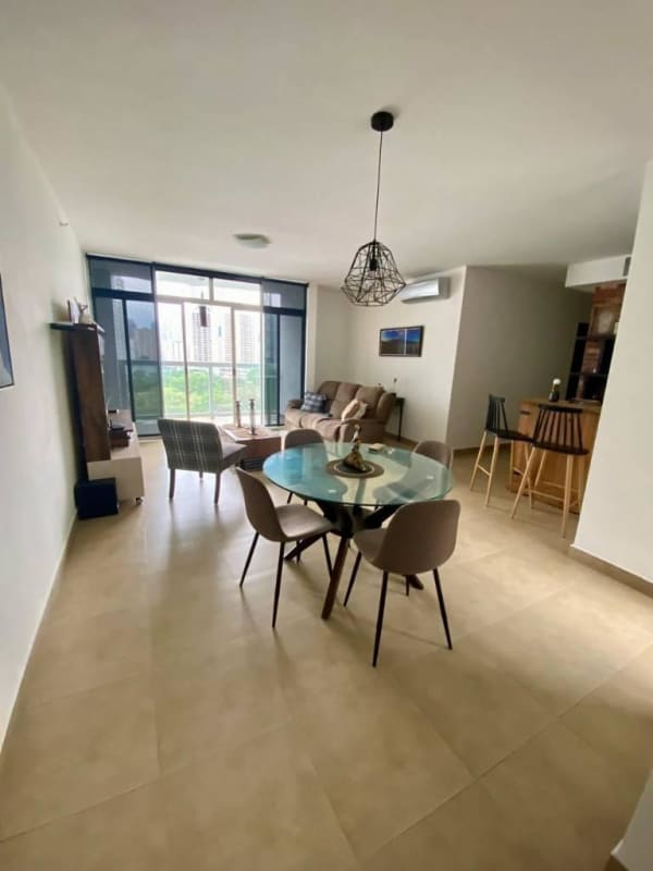 Modern kitchen quartz countertops fully furnished in PH The One Obarrio