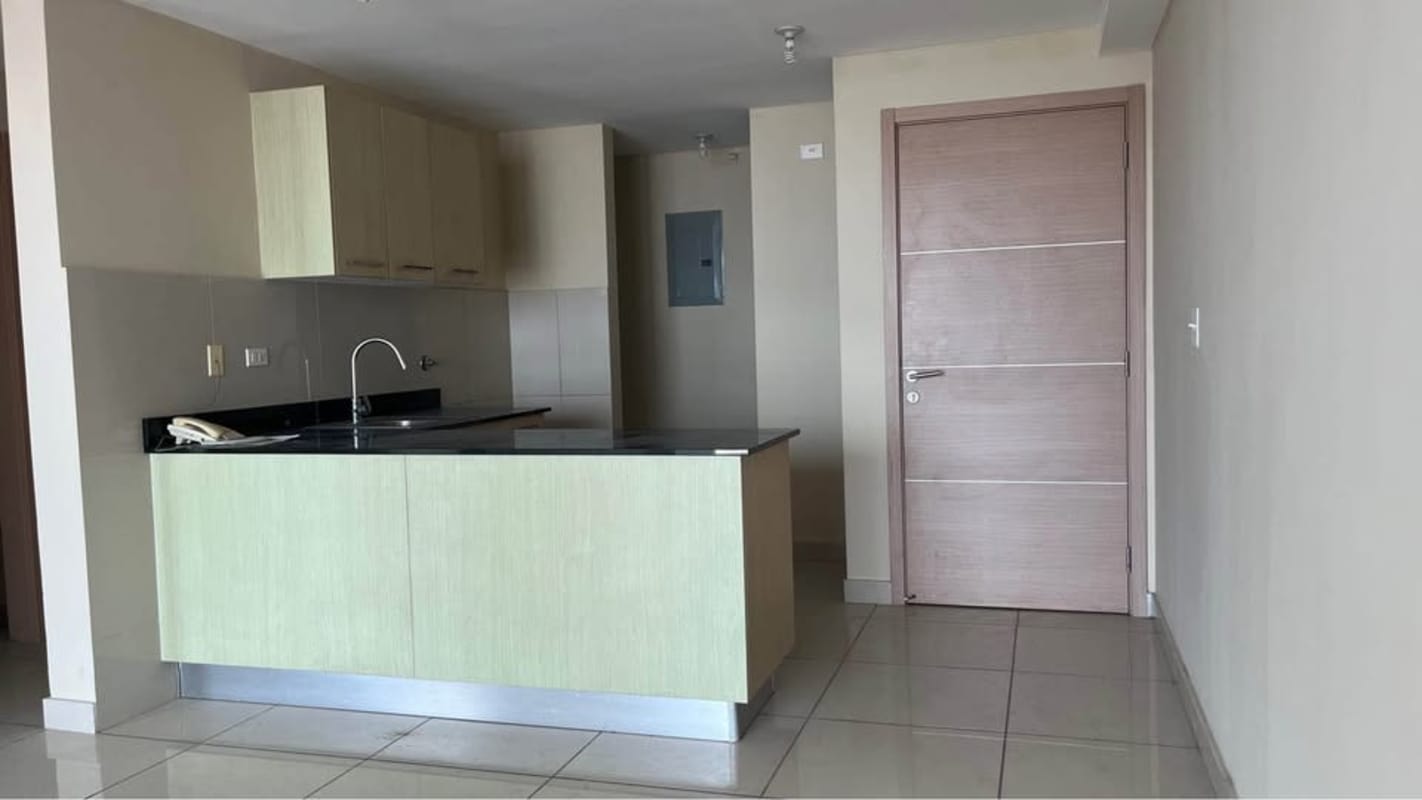 Bedroom with light wood wardrobe and ceramic floor PH Torres de Castilla Panama City