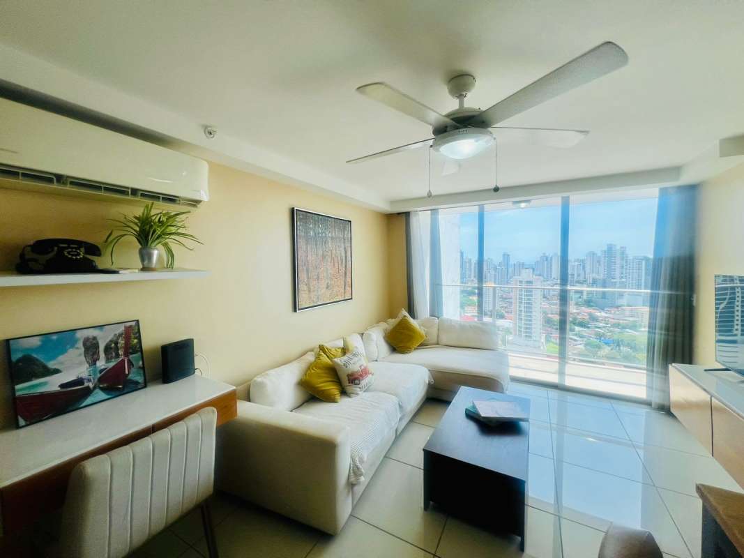 Kitchen with granite counters, light cabinetry, stainless sink in PH Altamira Residences Carrasquilla