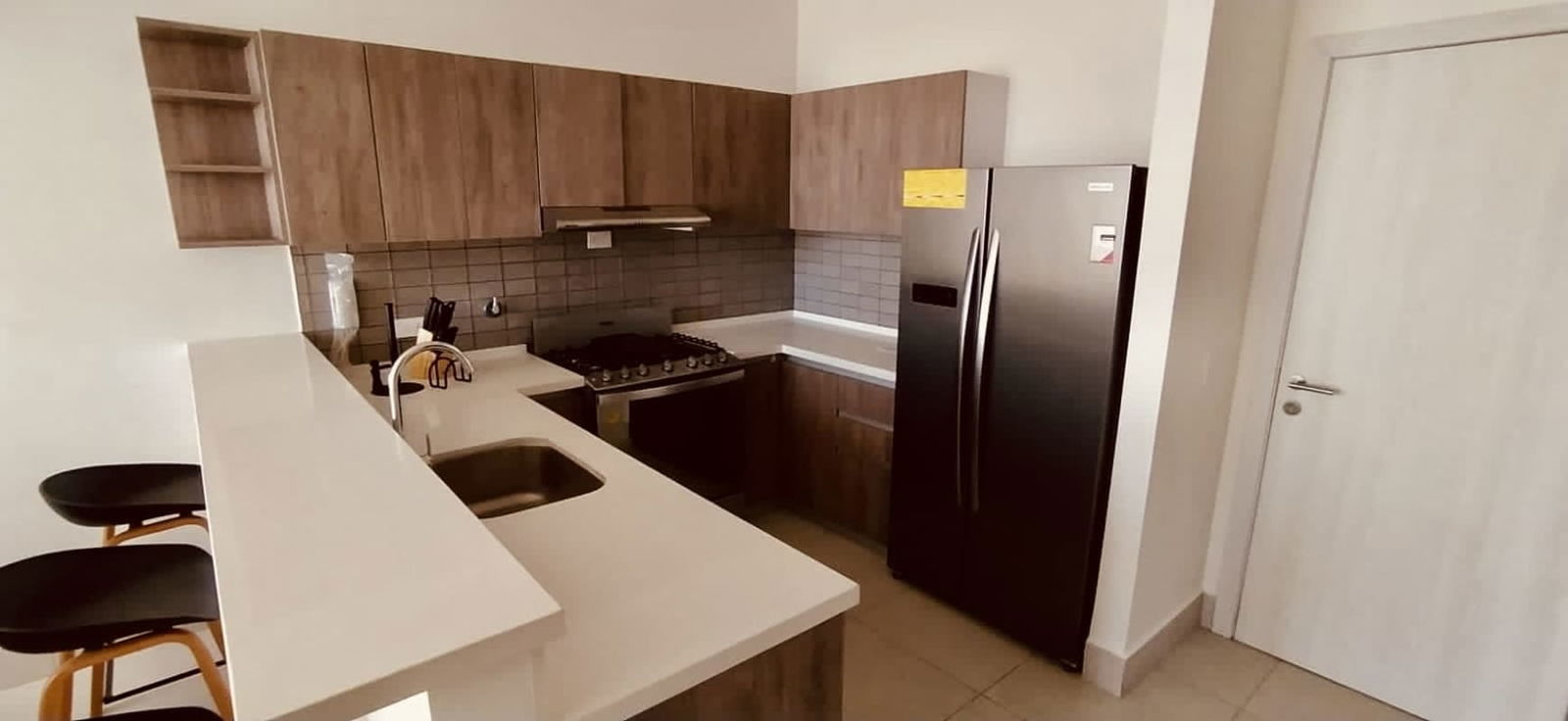 Bedroom with window, AC and closet in PH Coco Place for rent Panama City