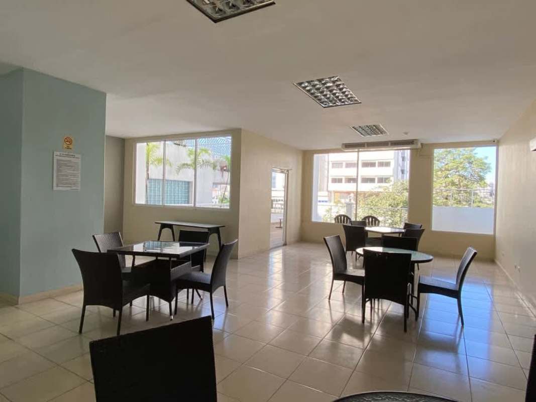 Contemporary living dining area with balcony access in PH Frisco Real San Francisco Panama