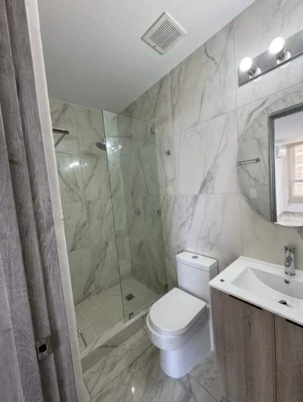 Modern 1BR Apartment High Floor PH The Gray Obarrio