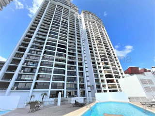 Apartment for Rent in Marbella - 3 bedrooms