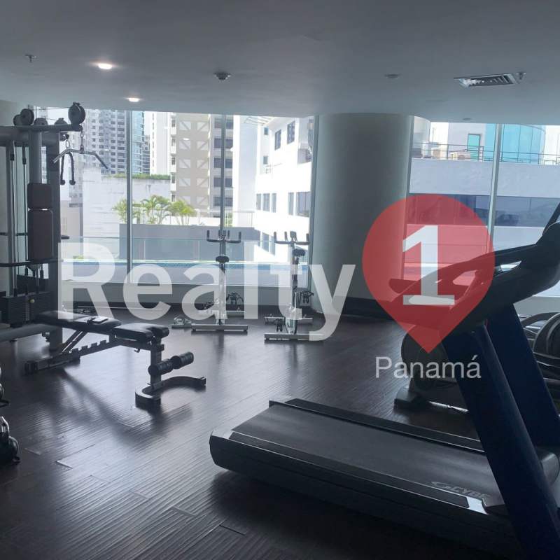 Rooftop infinity pool overlooking Pacific Ocean and skyscrapers PH Yacht Club Panama City