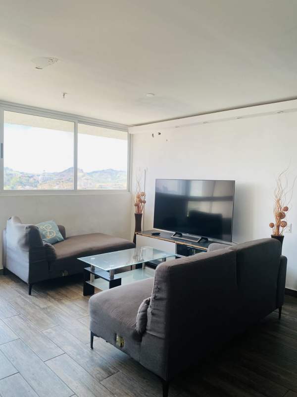 Bedroom with closet and window in PH Avión Towers Condado del Rey Panama