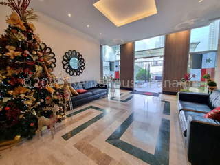 Apartment for Sale in San Francisco - 3 bedrooms