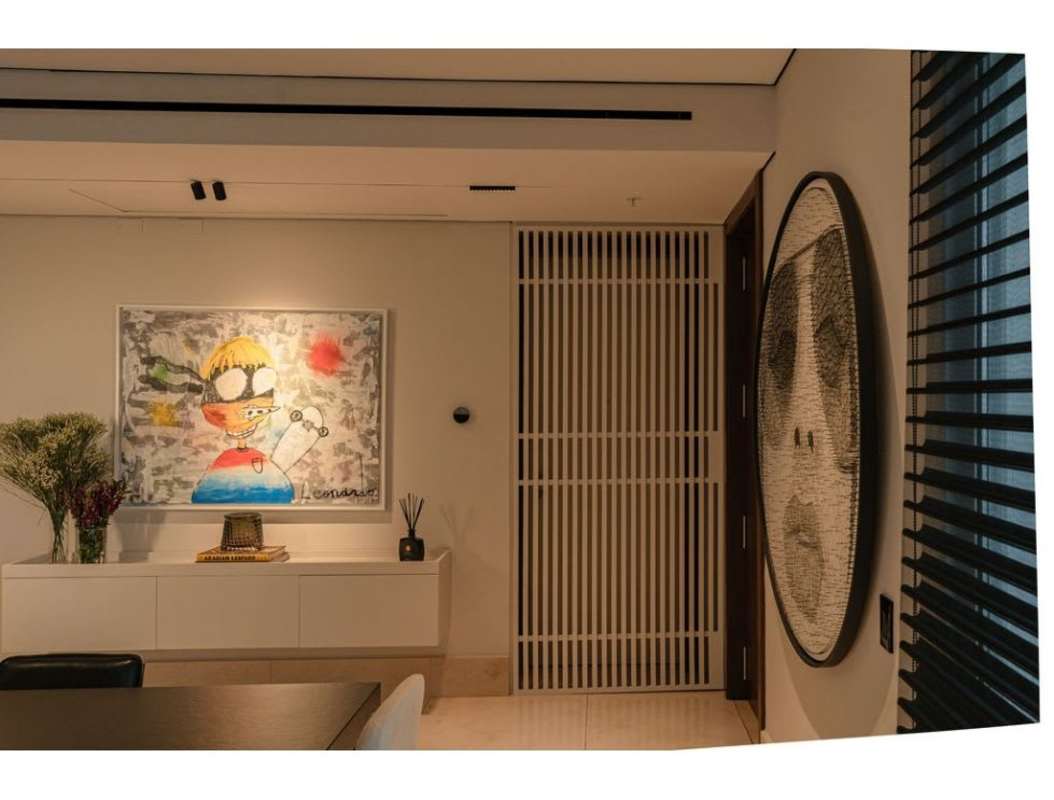 Modern living room with marble floors and skyline views in PH Windrose Coco del Mar