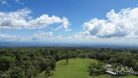 22.25 Hectares Scenic Farmland Potrerillos - Chiriquí
