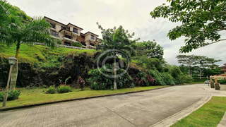 Apartment for Rent in Clayton - 3 bedrooms