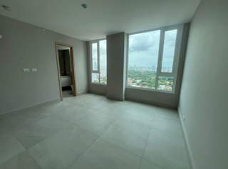 Apartment for Sale in San Francisco - 3 bedrooms