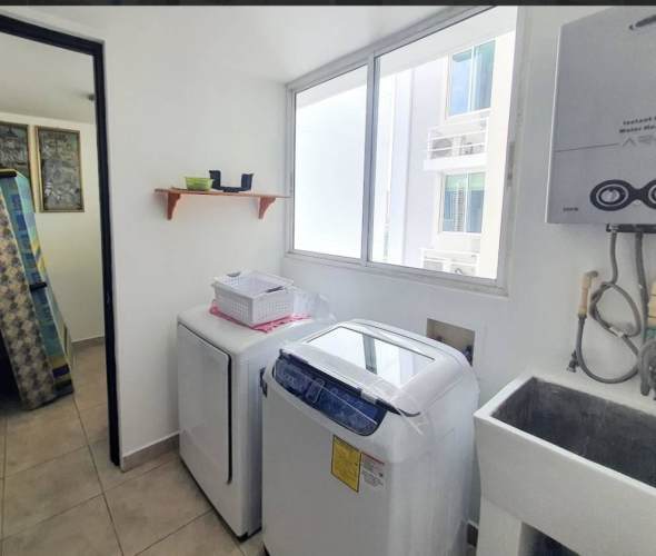 Bedroom with split AC, TV and wardrobe in PH Van Gogh El Cangrejo Panama