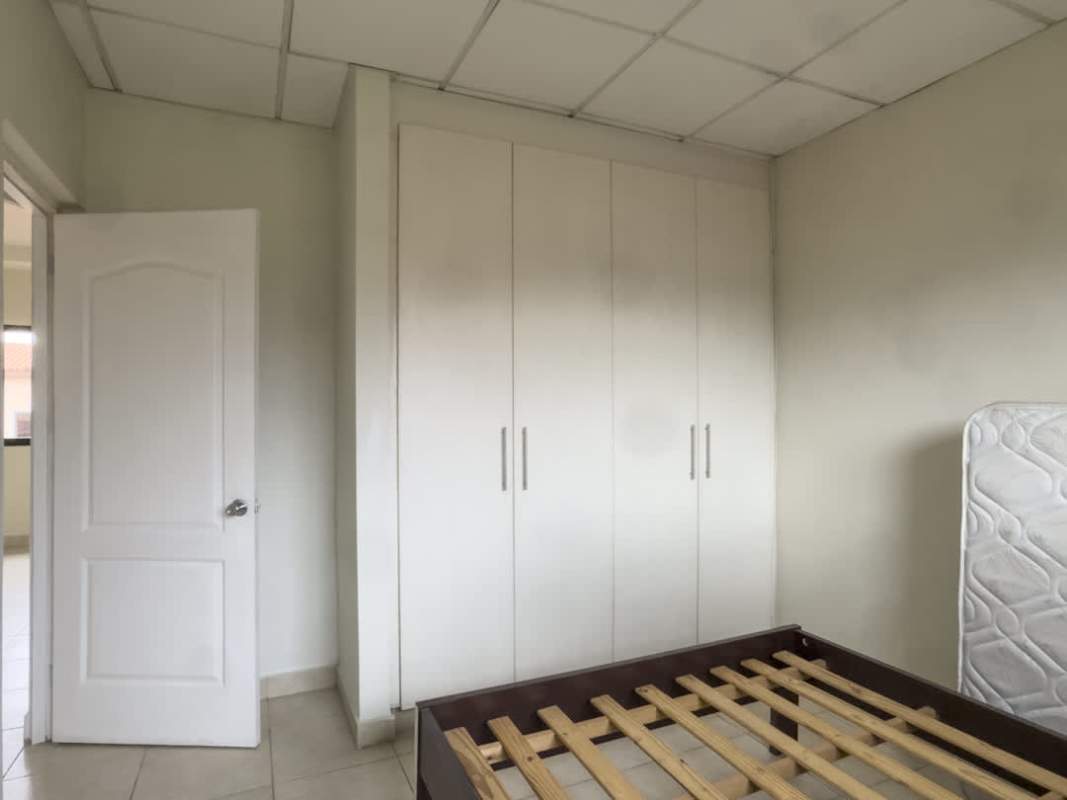 3BR Family Home with Garden & Pool, Versalles Costa Sur