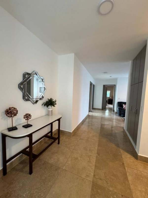 Spacious bright corridor with modern luxury finishes PH Q Tower Panama