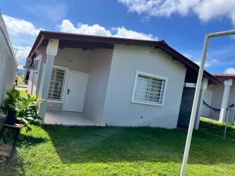 Covered terrace and fenced backyard at Brisas del Golf Arraiján house for rent Panama