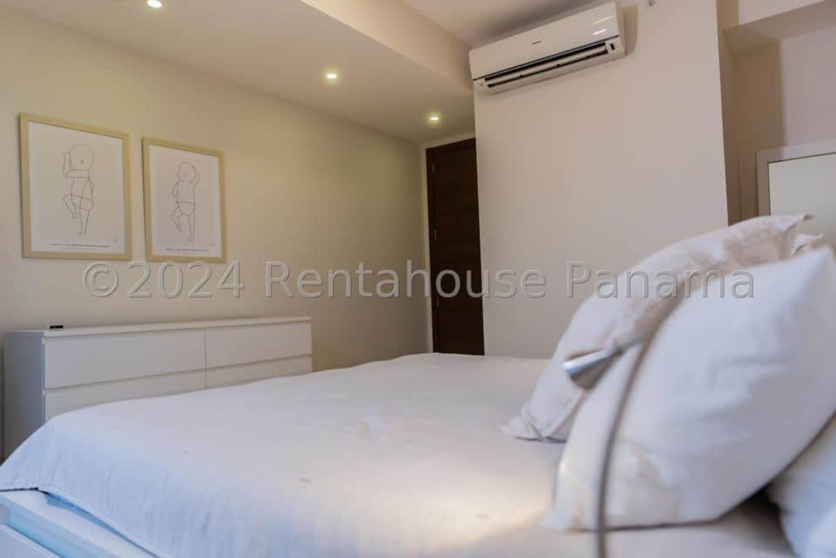 Italian Scavolini kitchen quartz countertops luxury apartment PH Vita Santa Maria Panama