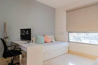 Apartment for Rent in Santa Maria - 3 bedrooms