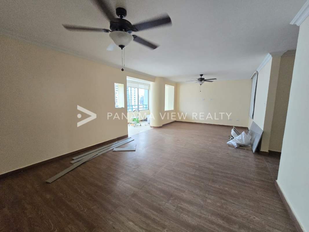 Closed kitchen with cabinetry in PH Golf View Via Porras Panama rental apartment