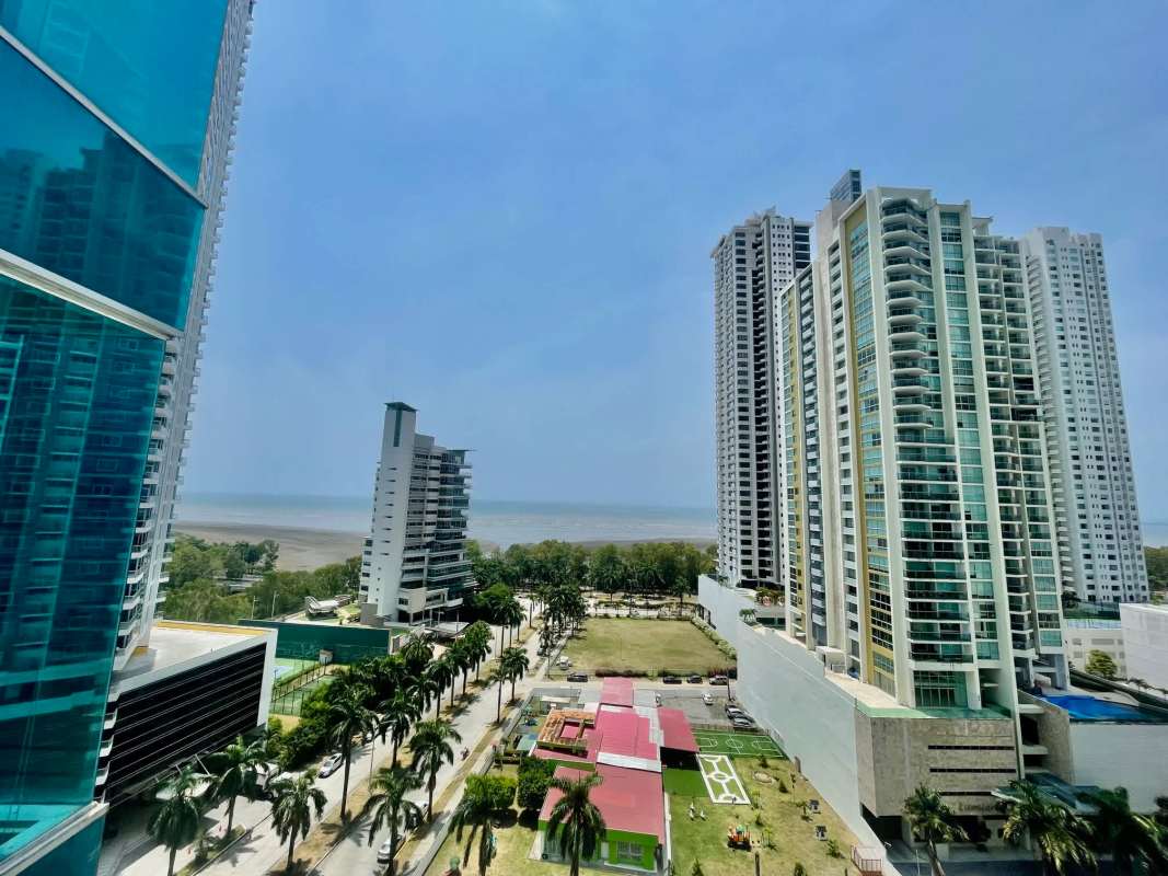 Luxury Ocean View 3BR in PH Titanium Costa del Este