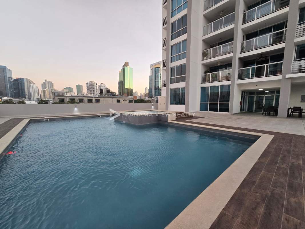 Fully equipped kitchen granite countertops appliances PH River Park apartment Obarrio Panama