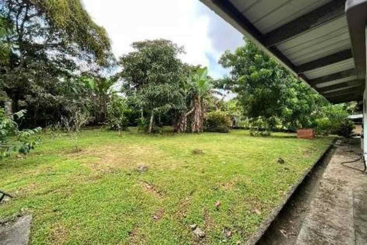 Large Lot 1450m2 with 3BR House Villa Zaita Panama