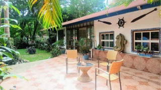 House for Sale in Archipiélago de Las Perlas - 2 bedrooms