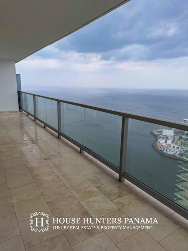 Second bedroom built-in closet windows city views The Ocean Club Punta Pacifica Panama