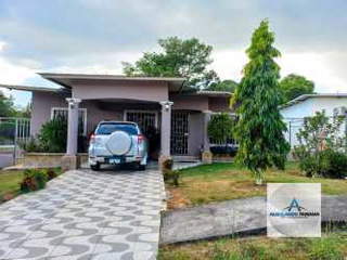 House for Rent in Los Algarrobos - 2 bedrooms