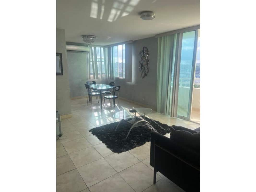 Master bedroom with window built-in closet ensuite bath PH Imperial Tower Panama