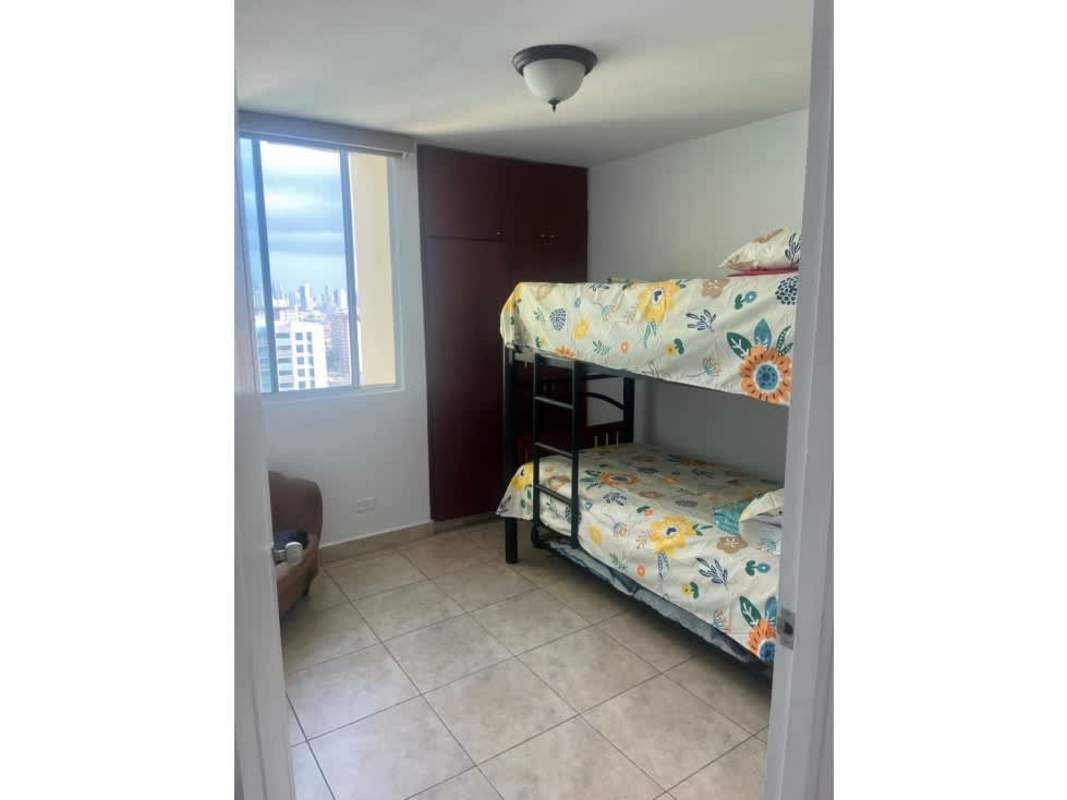 Extra bedroom with closet tiled floor window PH Imperial Tower Condado Panama