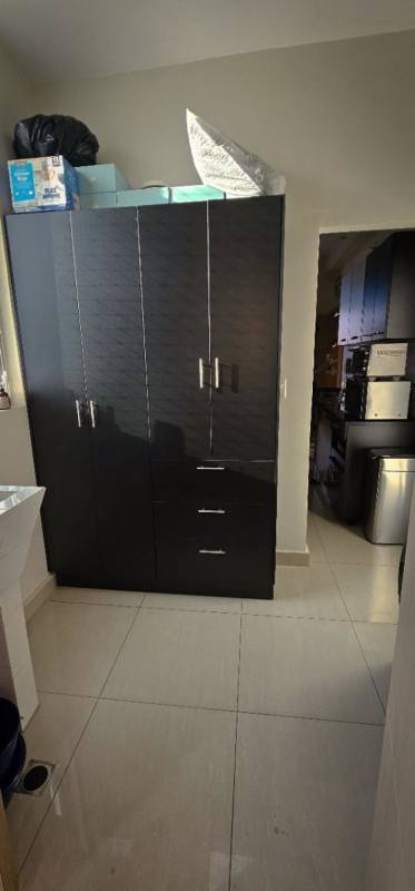 Master bedroom with balcony ocean view large bed wardrobes in PH Serena San Francisco Panama