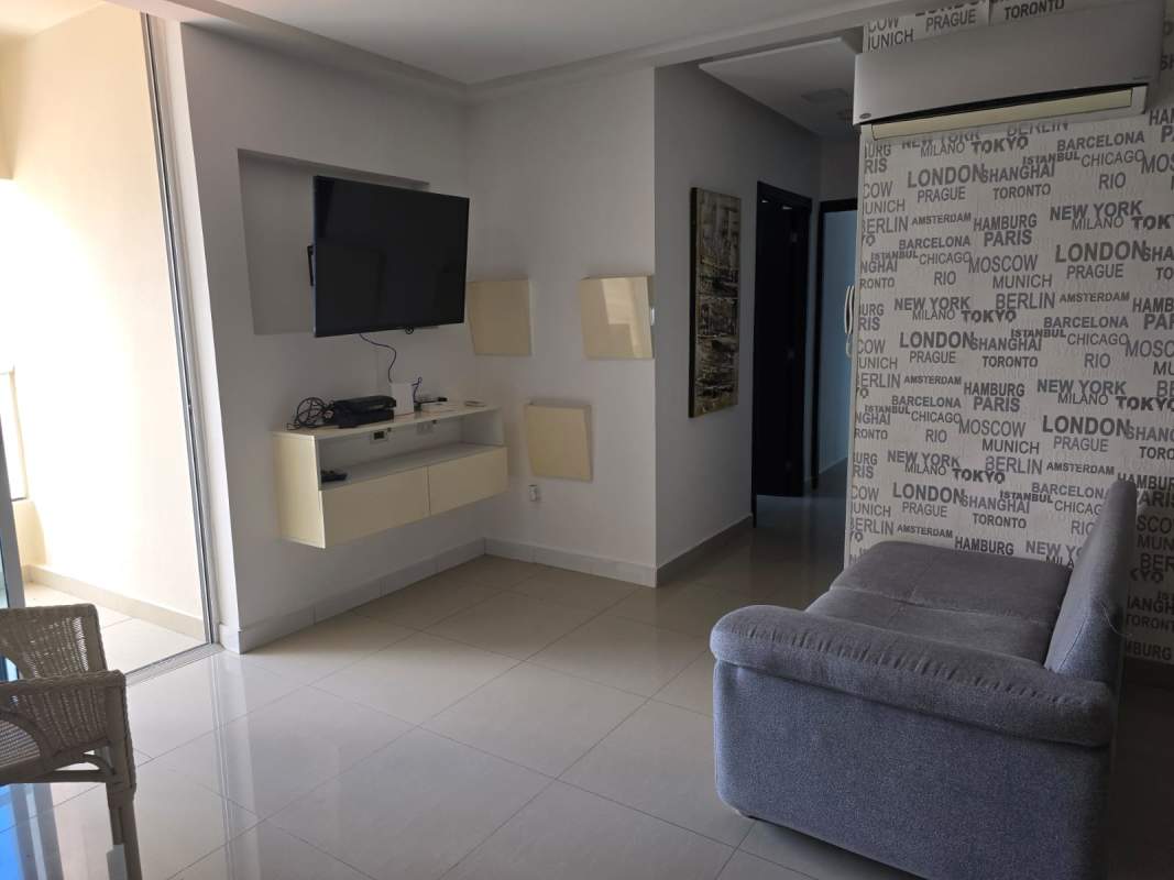 Spacious furnished bedroom with large bed, window with blinds in PH Diamond Tower Panama City