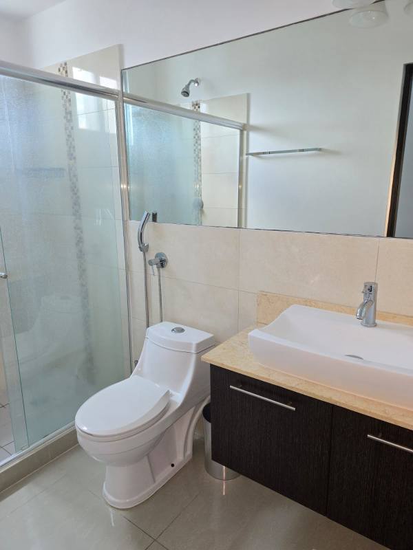 Furnished 3BR Apartment with Pool PH Diamond Tower San Francisco