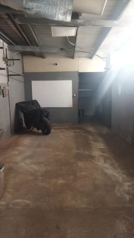 Private secure parking and yard commercial rental Los Angeles Panama